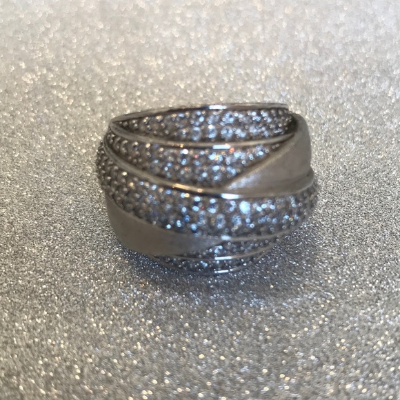 Italian CZ 925 silver ring.size 8.5 - Picture 1 of 5